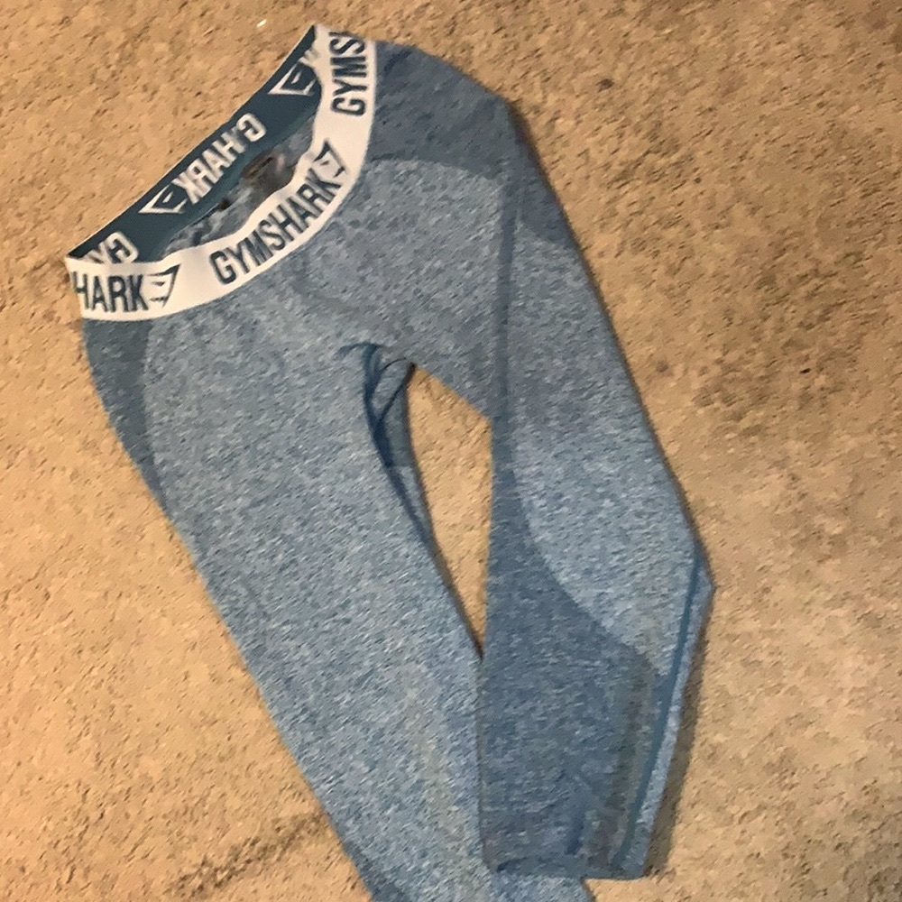 Blue gymshark flex capri leggings🩵